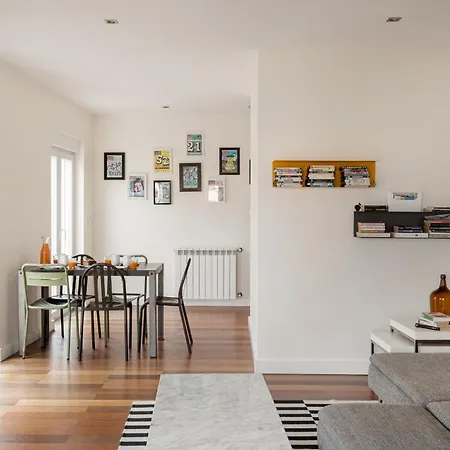 Estrela Skyline Retreat With Terrace